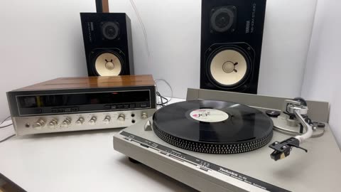 Sansui 7000 Receiver 1970's, Technics SL-B5 Truntable Yamaha NS-10m Monitors