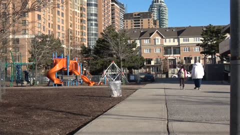 Ontario residents react to mask mandates being lifted in most public spaces