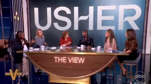 Joy Behar trying to get Usher to say he’s voting for Kamala, and he basically says "no thanks😂😂.