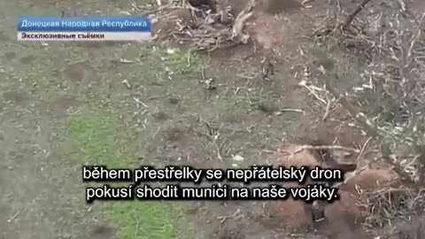 Záběry ze zákopové bitvy u Marjinky