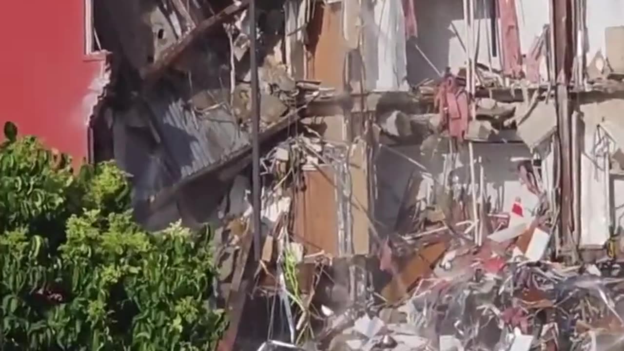 Building Collapses In Davenport IOWA