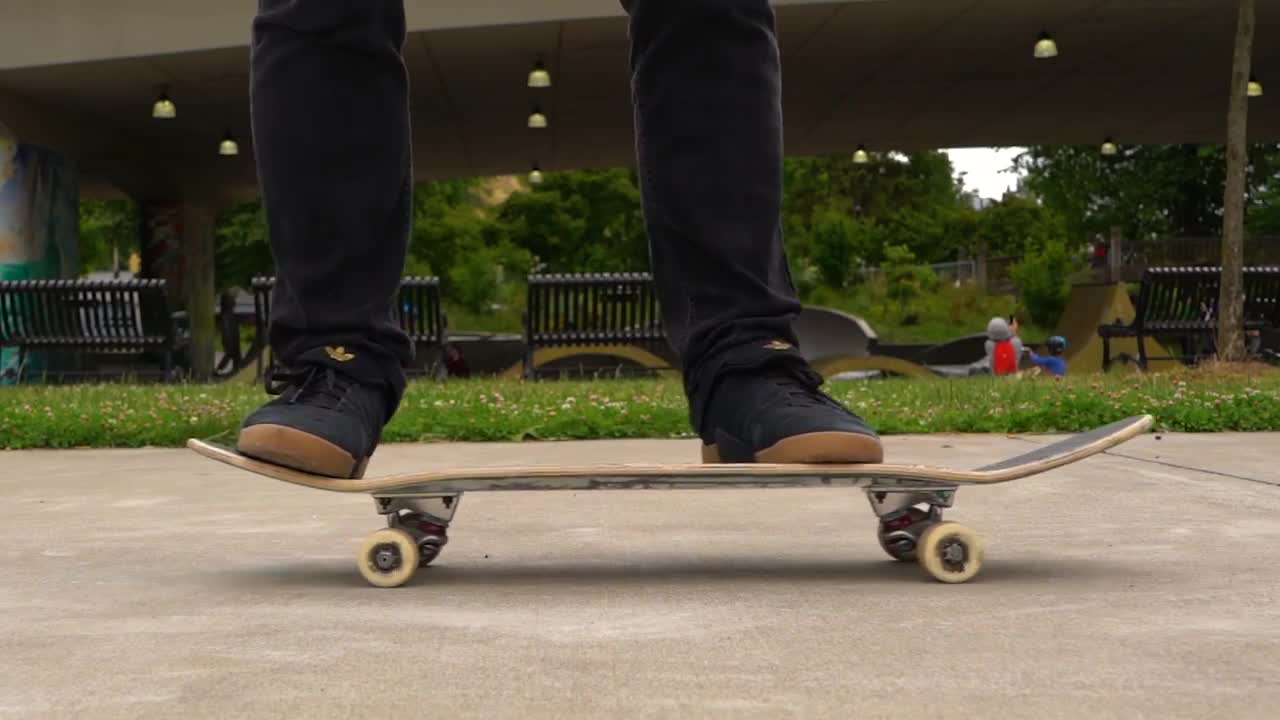 How to Skateboard for Beginners | Footing, Pushing, Stopping, Turning, Cracks & Curbs | Tactics