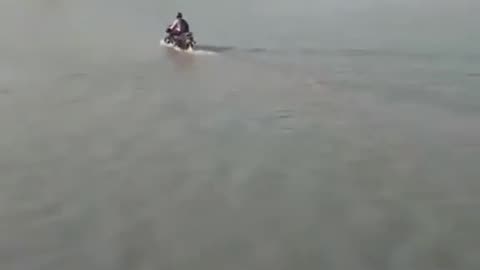 Stunt of ocean