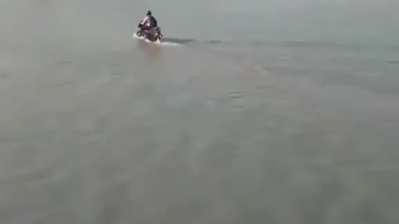 Stunt of ocean