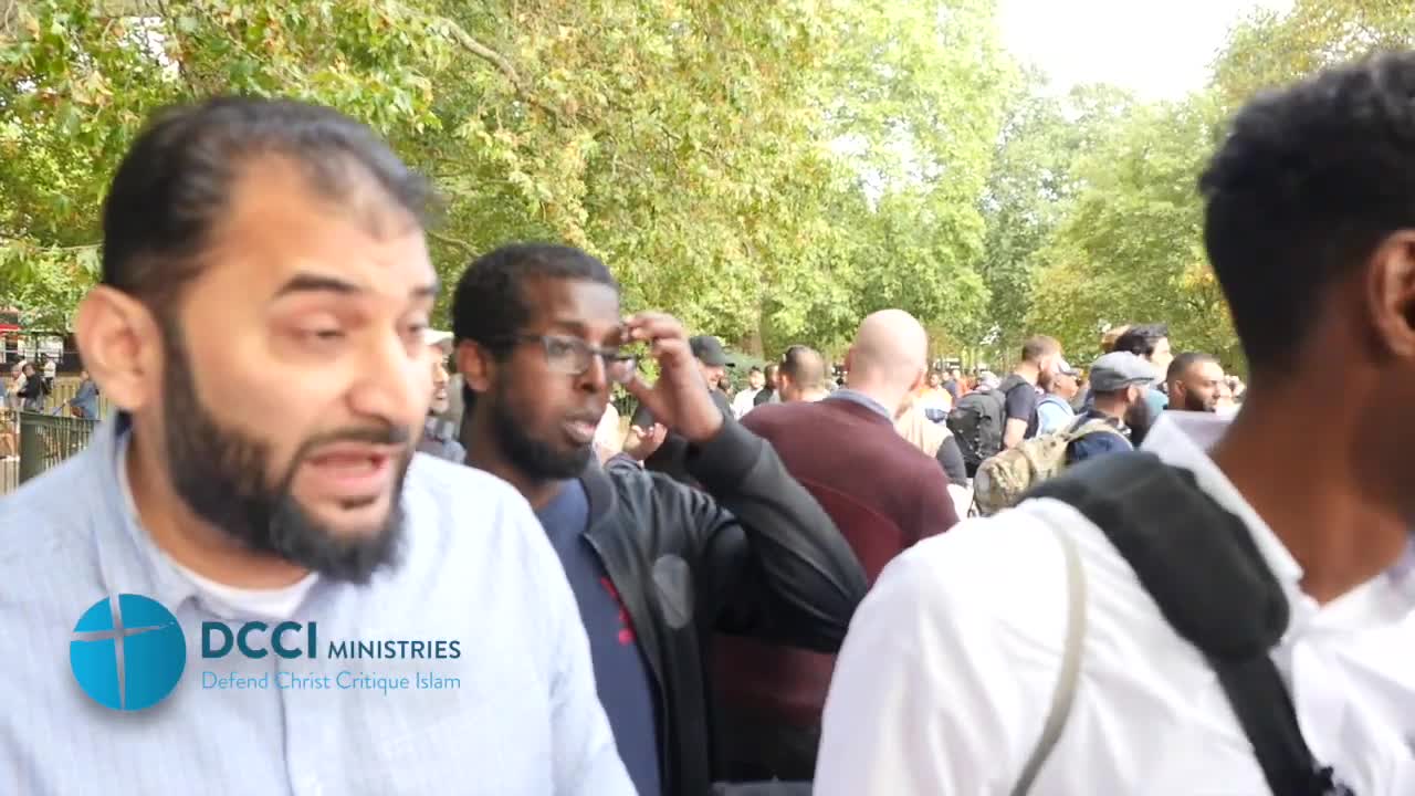 DCCI gets stopped! @ Speakers Corner