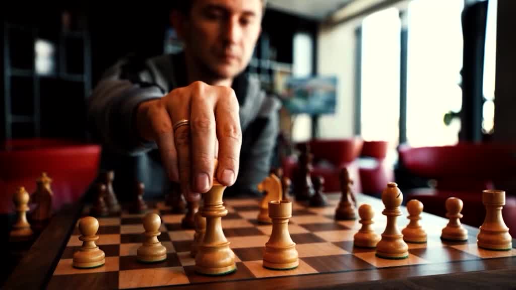 ‘It’s the first time the chess world’s been split. Even during the Cold war, chess continued’.