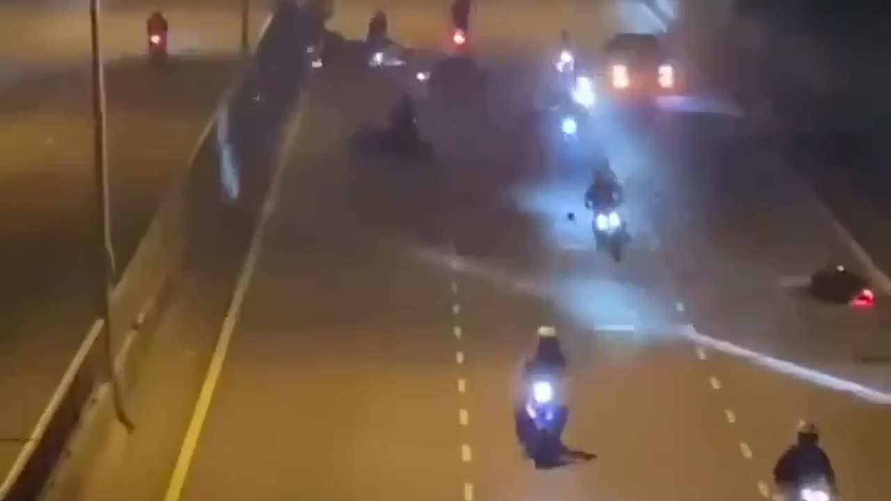 Illegal motorcycle race leads to multiple accidents.