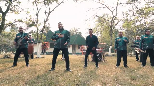 El Internacional Grupo Chicapalá - Mi Cama Huele A Ti (Video Musical)