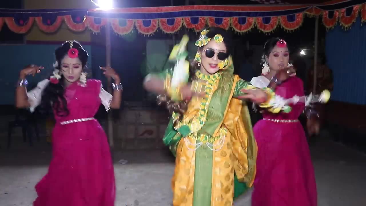 তোমারে বউ বানাবো (Tomare Bou Banabo ) | বিয়ে কনের অসাধারন নাচ | গায়ে হলুদের ডান্স