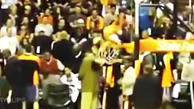 Which half-time dunk_ 😂🔥 #shorts