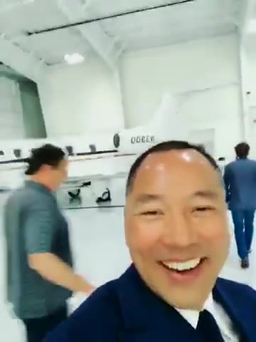 20181005文贵先生视频²：一小时以后在郭媒体直播请大家围观三个男人的