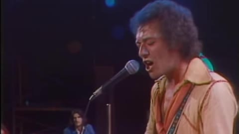 The Hollies - Long Cool Woman in a Black Dress