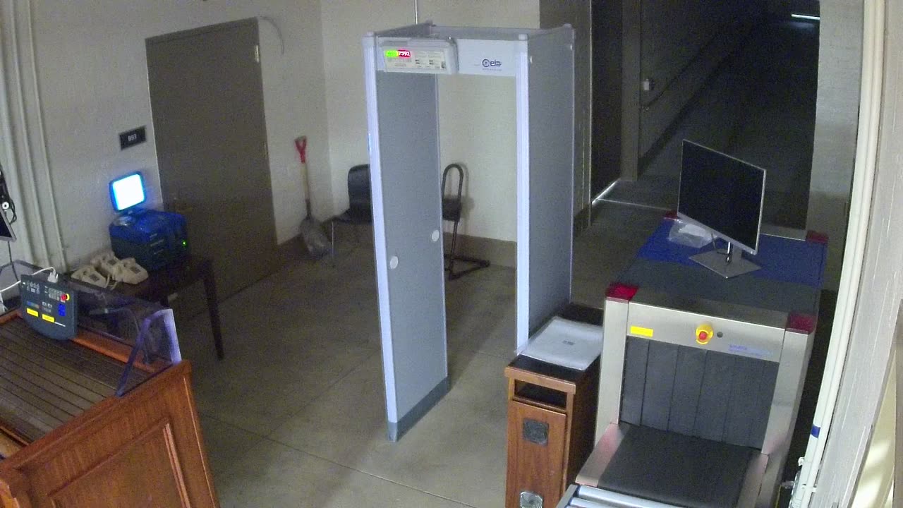 5133CHOBBAGarageScreening2_2021-01-05_02h18min10s597ms.mp4