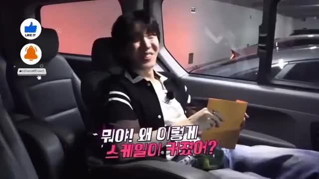 BTS find each other in seoul Street