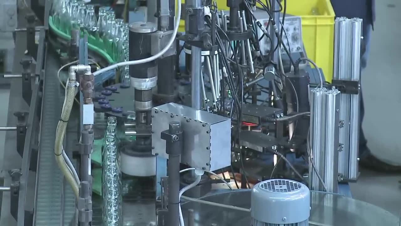 The fascinating process of manufacturing glass