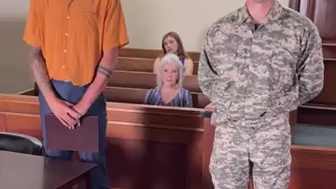 Soldier returns home to surprise brother and testifies on his behalf in court