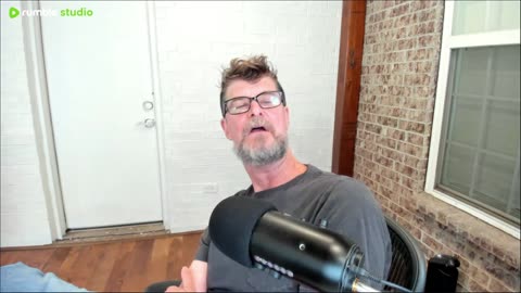 Doug In Exile - Kamalow-IQ-Dumb_Harris Cover Up By Media