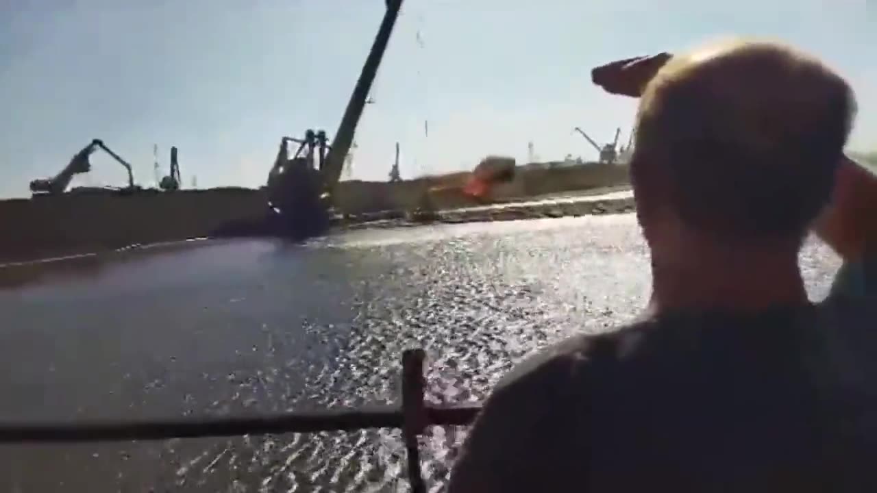 Seaplane crashes in Russia