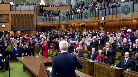 Biden takes jabs at Maple Leafs during speech