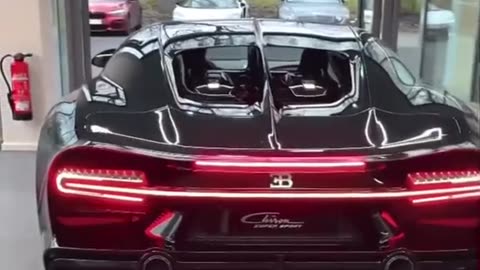 Bugatti Chiron exhaust sound