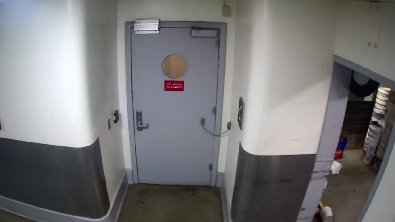 6128RHOBSBRSBST4Stairwell4_2021-01-06_22h00min01s853ms.mp4