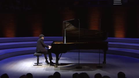 Seong-Jin Cho Mozart, Schubert, Berg and Liszt - Helsinki Recital