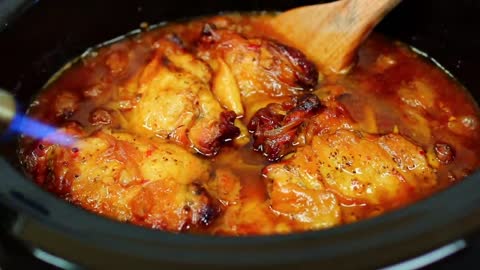 Slow Cooker Honey Garlic Chicken Thighs and Potatoes Recipe