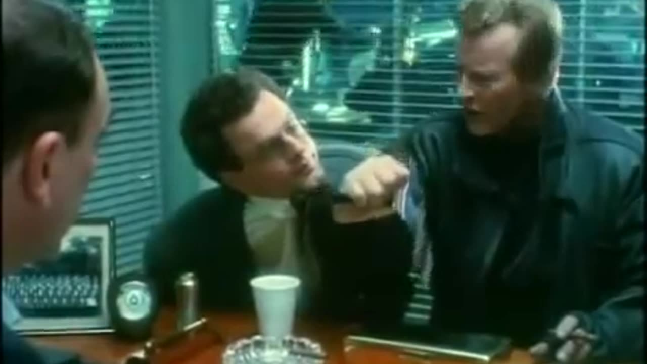 "We've Gotta Get Bigger Guns!" SPLIT SECOND (1992) Trailer