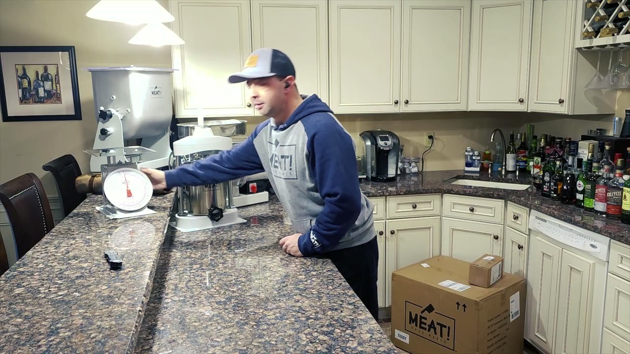 Unboxing the Meat!YourMaker 44 Pound Scale with @RealMeatStick.