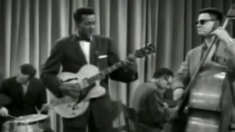 Chuck Berry - Little Queenie = 1959