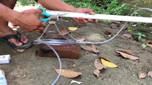INTELLIGENT IDEAS FOR BUILDERS! You Can Make Your Own Spirit Level Using Pvc Pipes