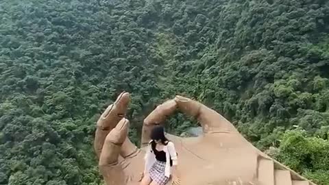 see beautiful and amazing sights