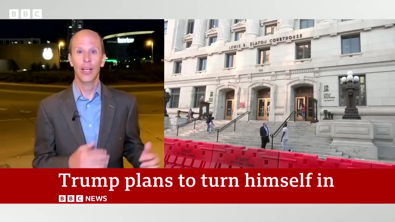 Trump says he will be arrested in Georgia election case - BBC News