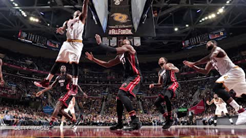 LeBron James on Andrew Bogut's Leg: "I HEARD it Break"