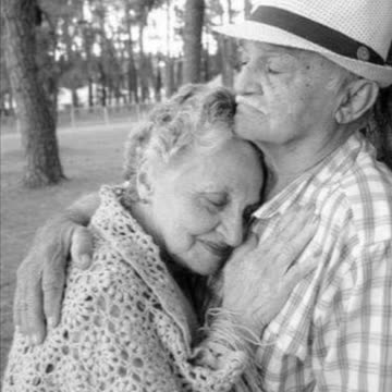 “ 💙God does not comfort us to make us comfortable but to make us comforters.”