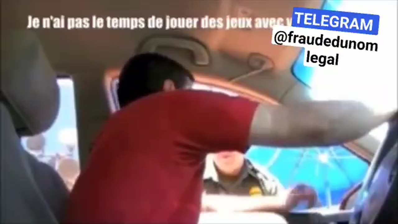 Est-on obligé d'avoir une pièce d'id-entité sur nous NON.