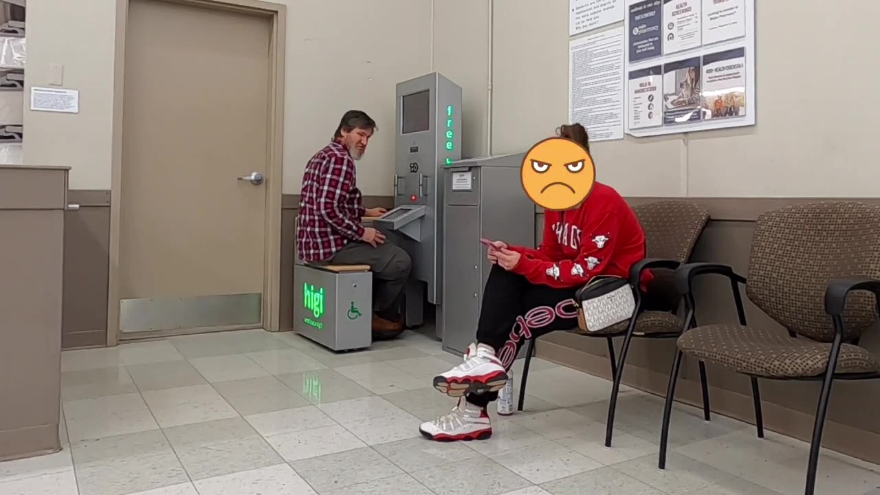 FARTING PRANK | FUNNY VIDEOS | PUBLIC PRANK 😖💩