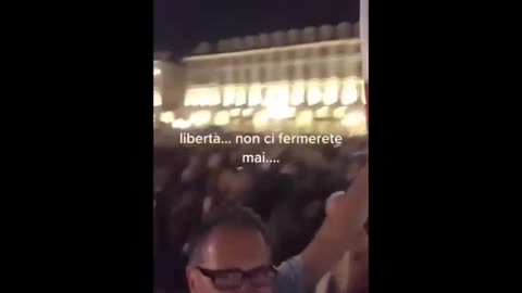 Torino, no green pass, 20mila persone in piazza