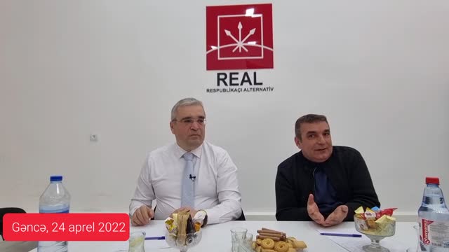 Gəncədə REAL müzakirədən bir hissə
