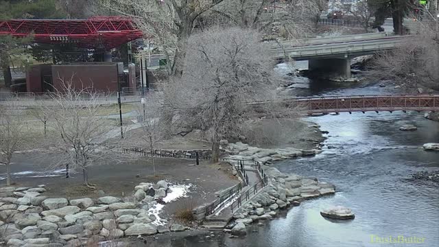 Armed suspect shot by police in downtown Reno near Wingfield Park