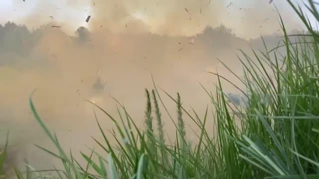 25Lbs Tannerite Under 2007 Chevy Impala!!!