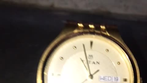 Beat voice rewiew of Titan Watch.