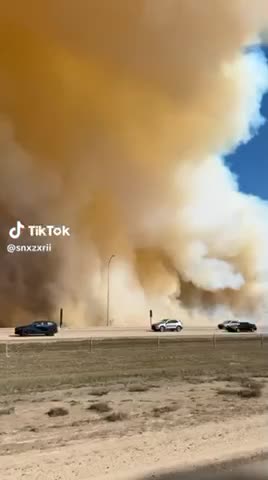 Large fire in Edmonton Alberta now