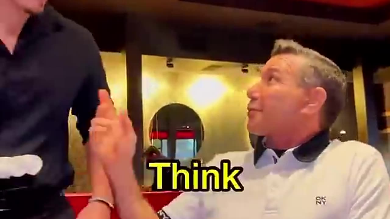 Keemokazi and his dad embarrass Sophie at a restaurant 😂