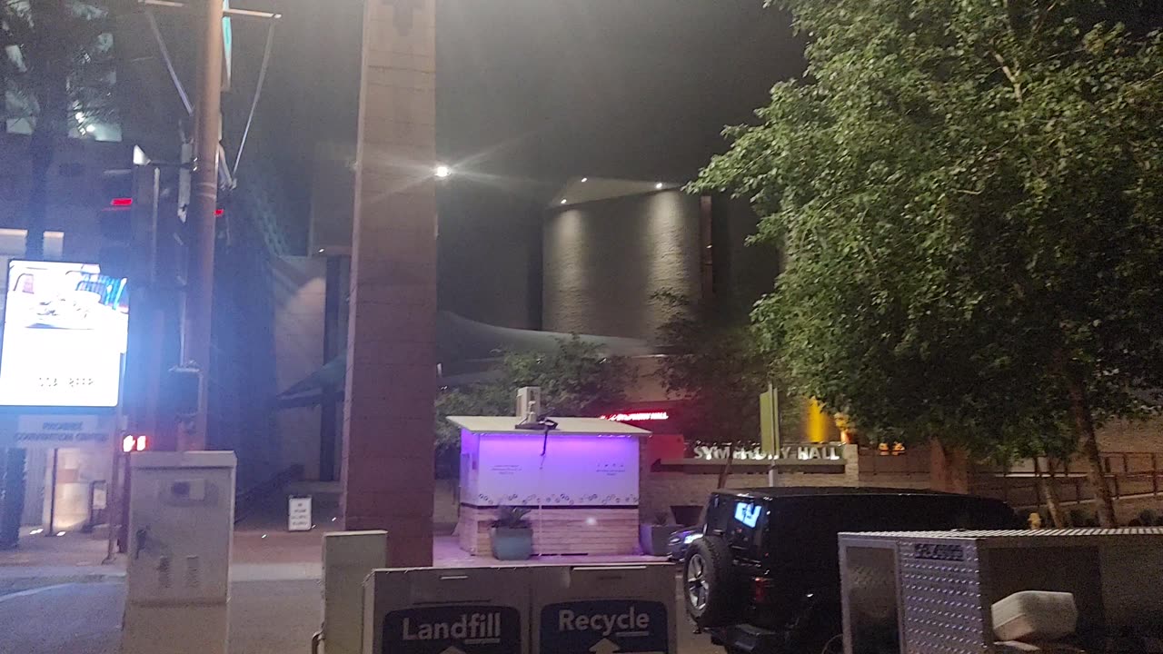 More good video of downtown phoenix - 2nd and Adams Location -