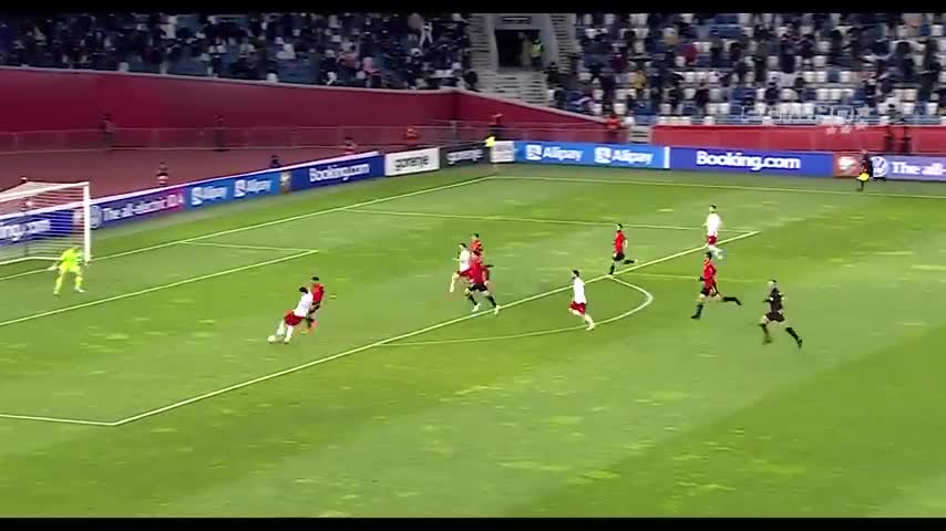 Khvicha destroying famous players