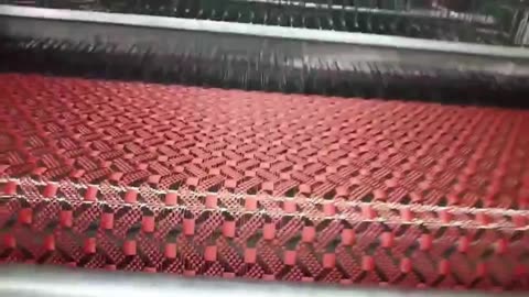 do you know how an Woven with carbon cloth is manufactured