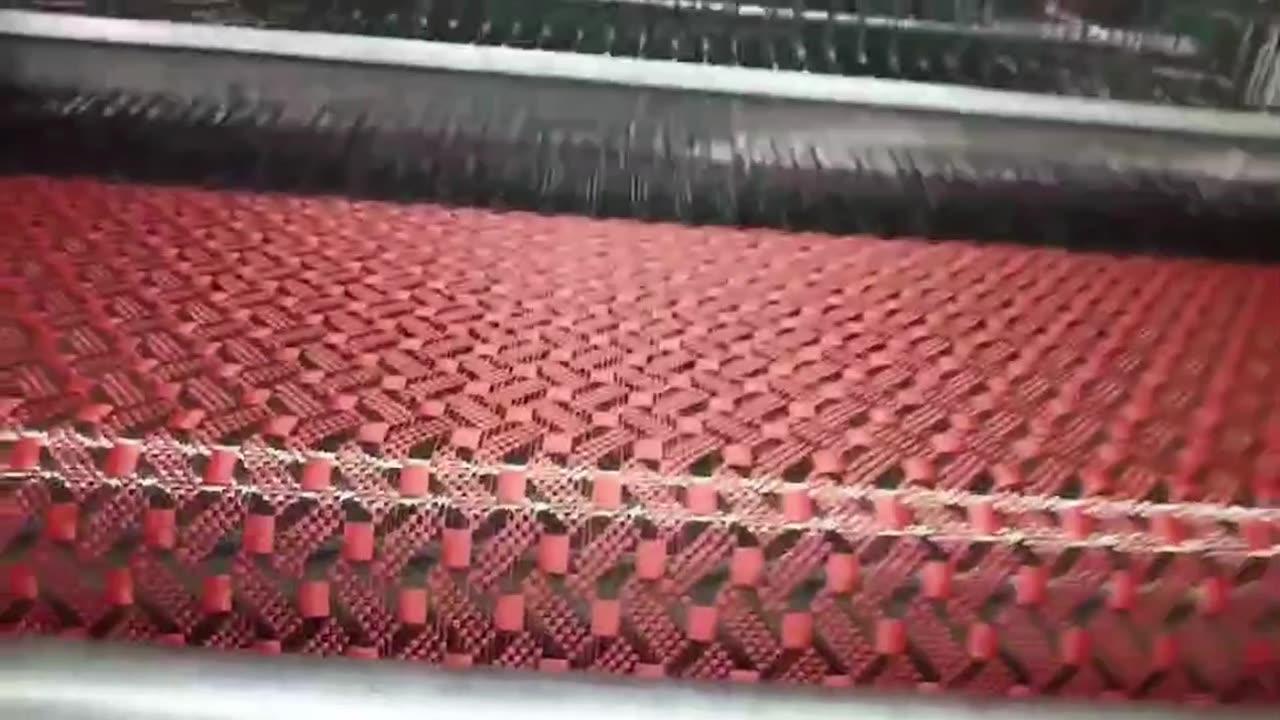 do you know how an Woven with carbon cloth is manufactured