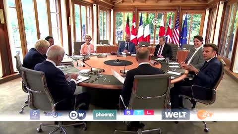 'We've got to show them our pecs' -G7 leaders mock Putin
