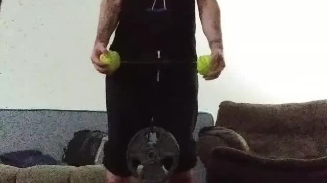 Soft ball wrist roll for max time